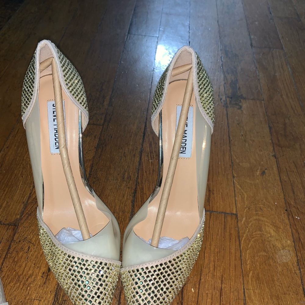 Steve Madden - Picture 2 of 3